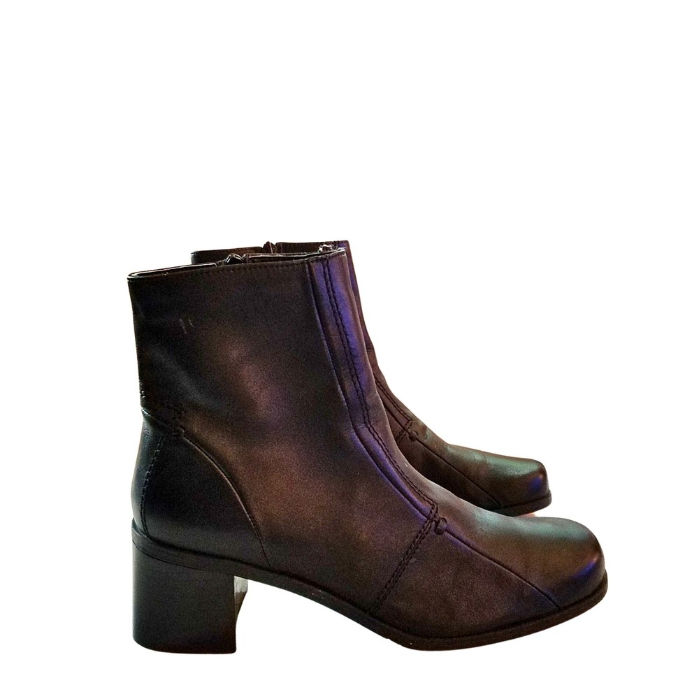 Croft & Barrow Women’s Wilbourne Black Leather Zip Up Ankle Boots Size 9